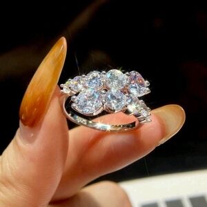 SS 925 Elegant Zirconia  Women's Ring Adjustable